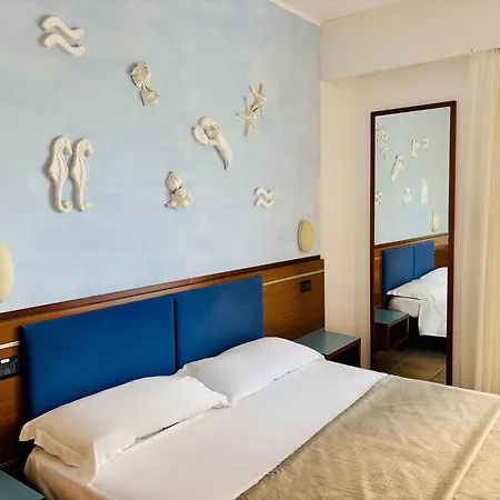 فندق Rex - Fronte Mare ريتشيوني