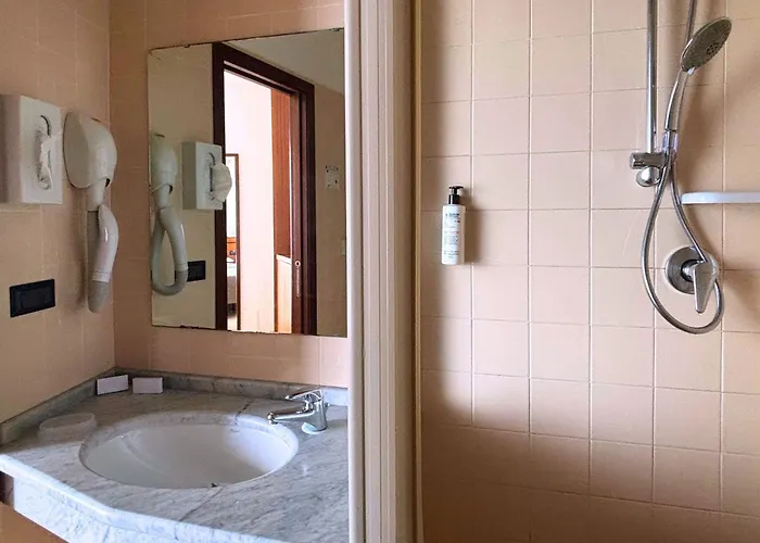 Rex - Fronte Mare Hotel 3*