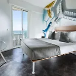 Rex - Fronte Mare 3*