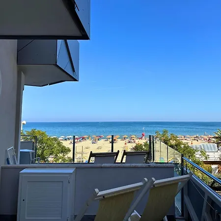 Rex - Fronte Mare 3*
