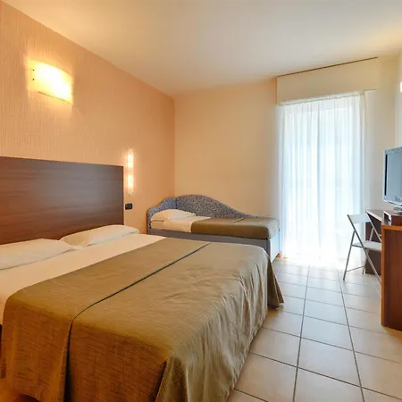 Rex - Fronte Mare 酒店