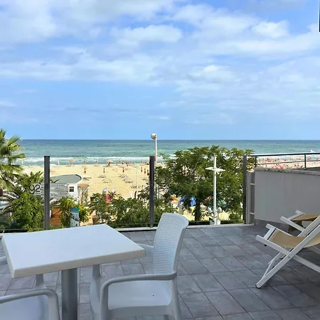 Rex - Fronte Mare 3*