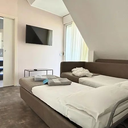 酒店 Rex - Fronte Mare 里乔内