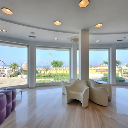 酒店 Rex - Fronte Mare 里乔内