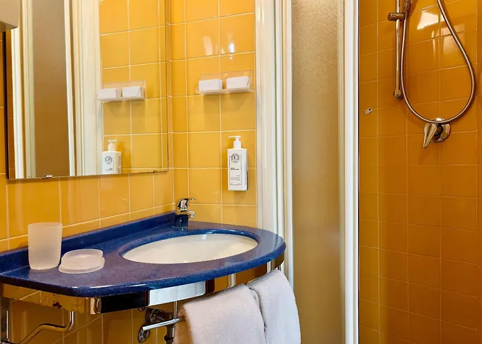 Rex - Fronte Mare 3*