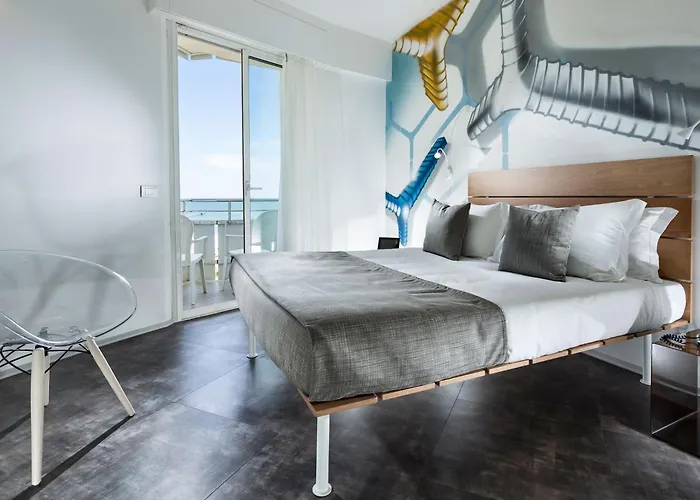 Rex - Fronte Mare 3*